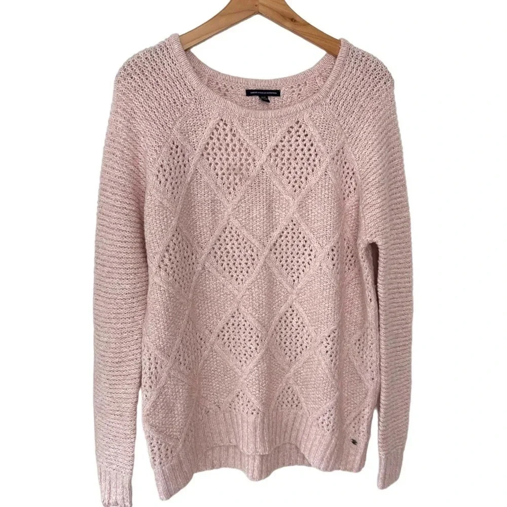 American‎ Eagle Sweater Medium Pink Diamond Cable Knit Scoop Neck Relaxed